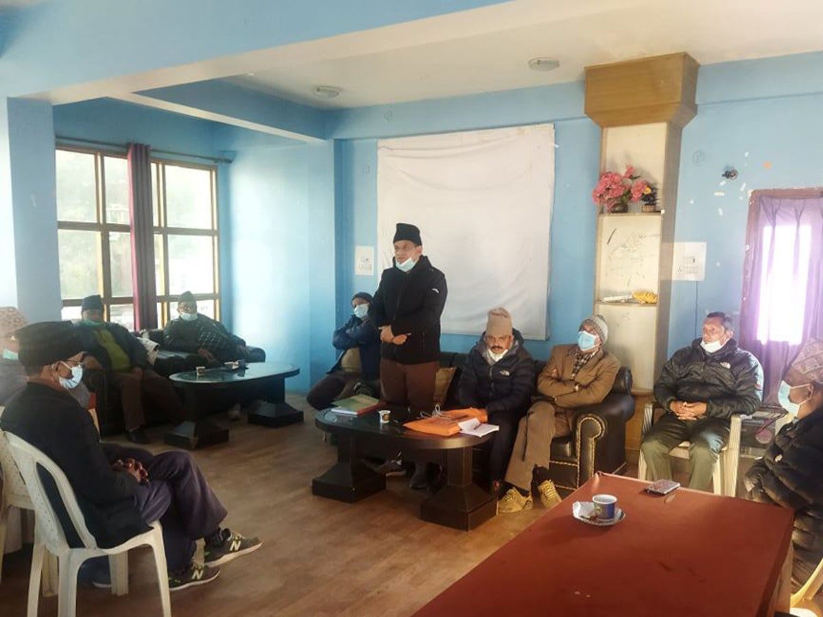 बैतडी कांग्रेसले भातृसंस्था र शुभेच्छुक संस्थाका पदाधिकारीसंग छलफल गर्यो